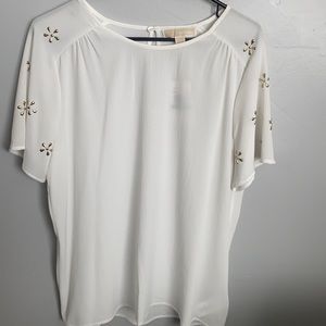 White short sleeve blouse